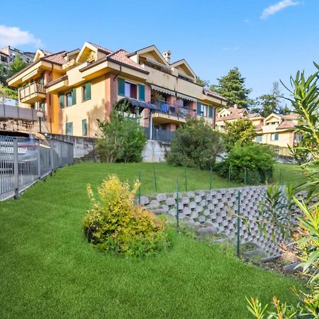 Lovely Orange House Viggiu Bagian luar foto